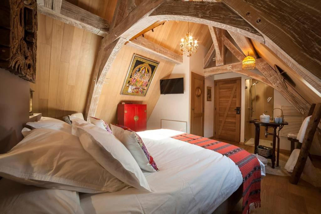 Le Clos Des Songes Saint-Leon-sur-Vezere Esterno foto