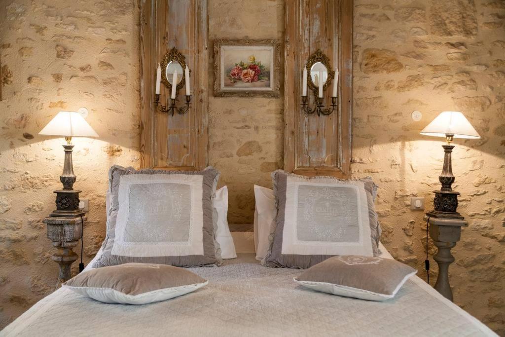 Le Clos Des Songes Saint-Leon-sur-Vezere Esterno foto