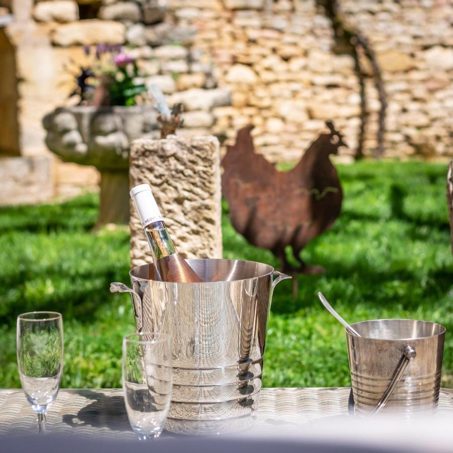 Le Clos Des Songes Saint-Leon-sur-Vezere Esterno foto
