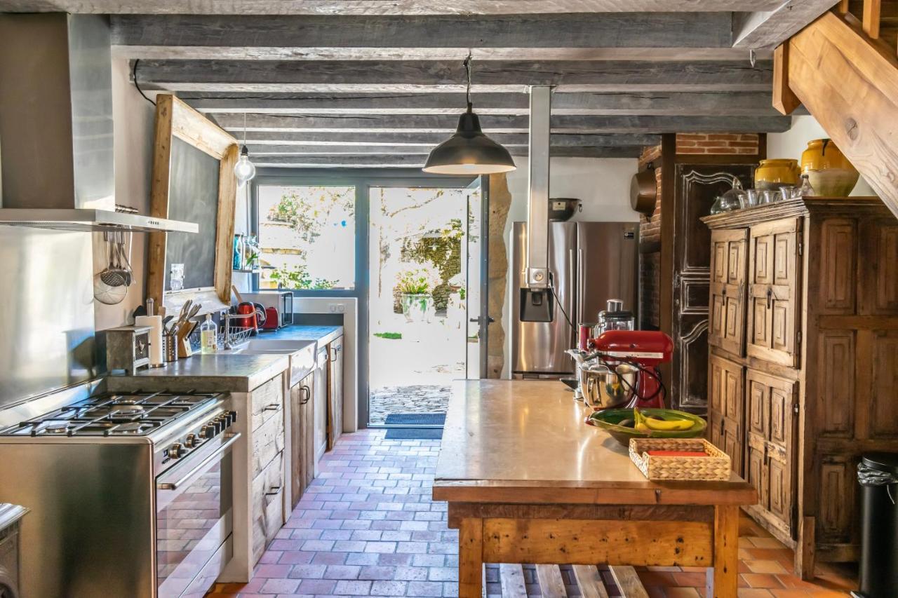 Le Clos Des Songes Saint-Leon-sur-Vezere Esterno foto